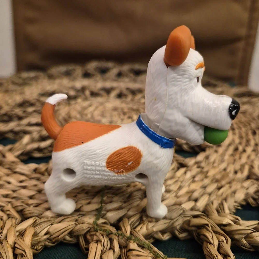 ✅McDonald's 2019 The Secret Life of Pets 2 Tail Wagging Max Toy Figure#️⃣14